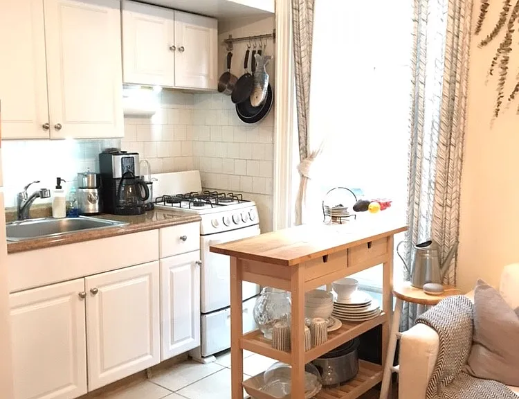 105 S 21st St #2R — Photo 3