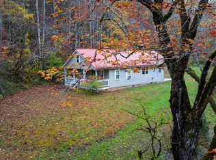 139 Iugap Rd, Robbinsville, NC 28771