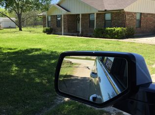 600 SW McKinney St, Rice, TX 75155