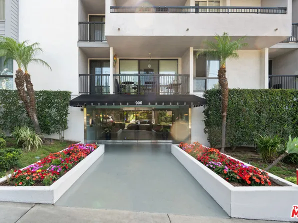 906 N Doheny Dr APT 221, West Hollywood, CA 90069