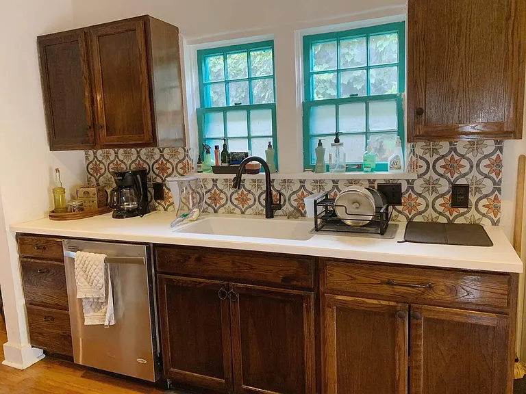212 Dartmouth Dr SE — Photo 8