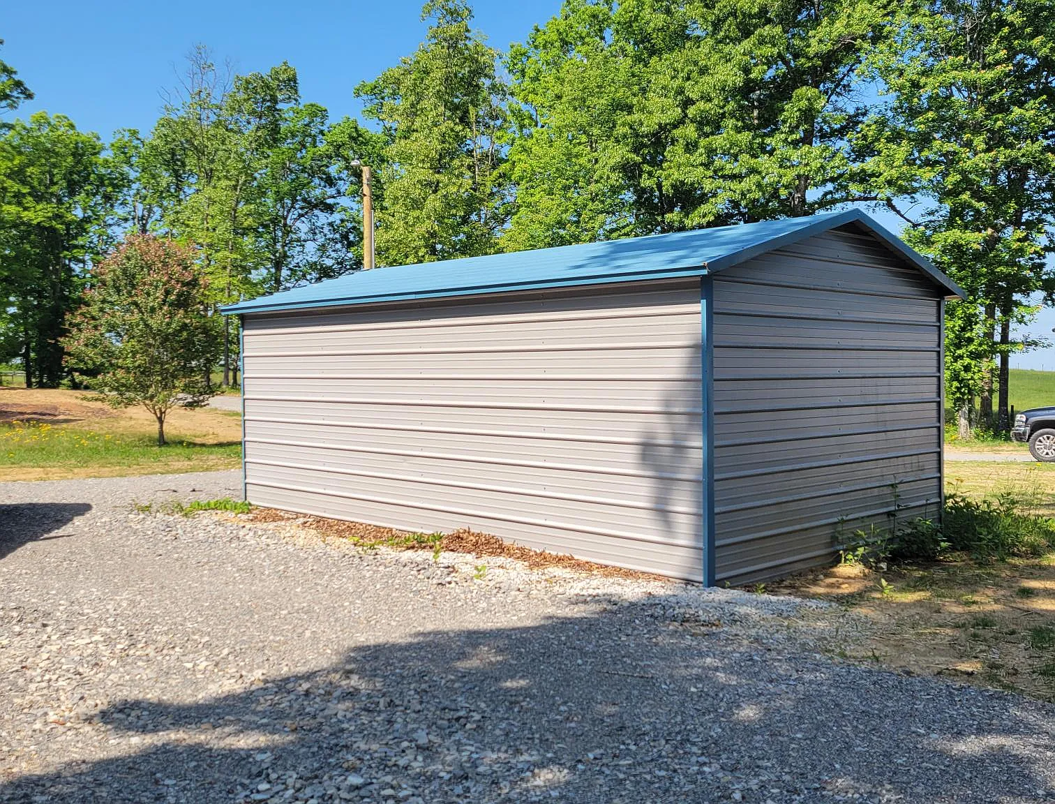 115 Everett Lane - . — Photo 2