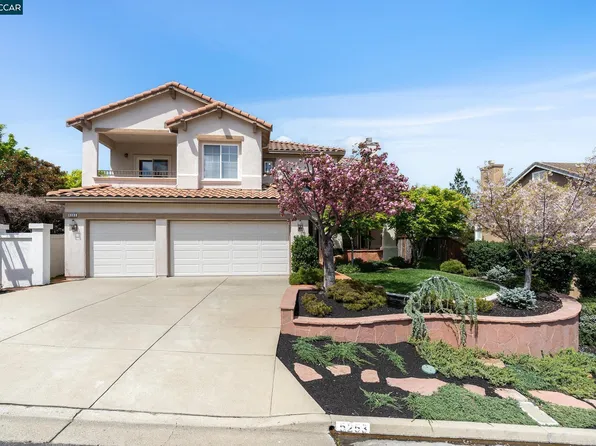 5253 Ambleside Dr, Concord, CA 94521