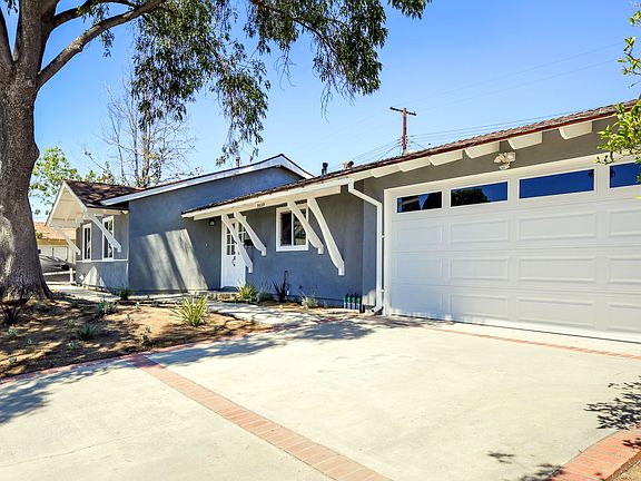 3rd image of 9650 Sophia Ave