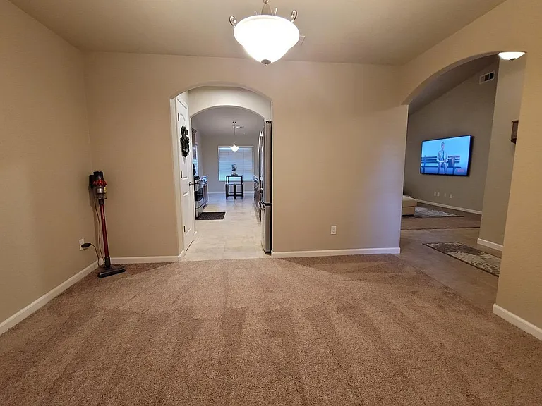 2954 Duncan Ave — Photo 51