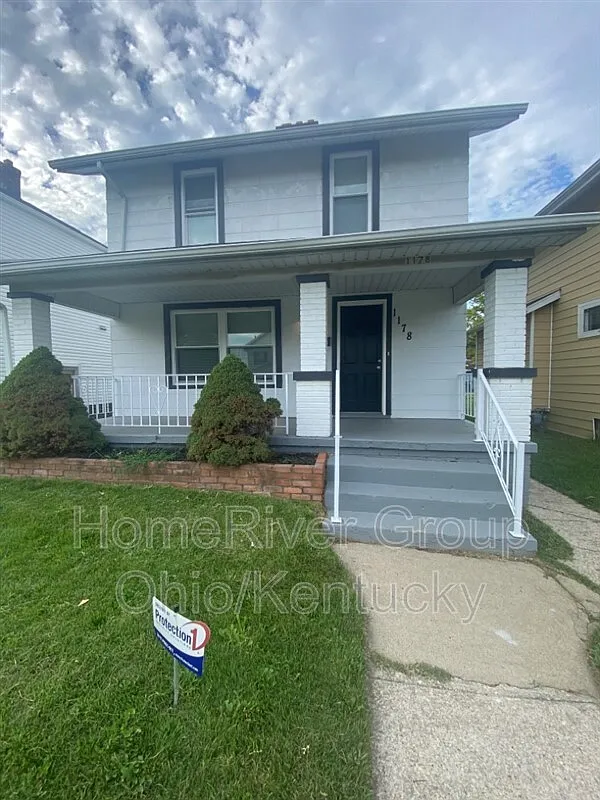 1178 21st Ave photo 1