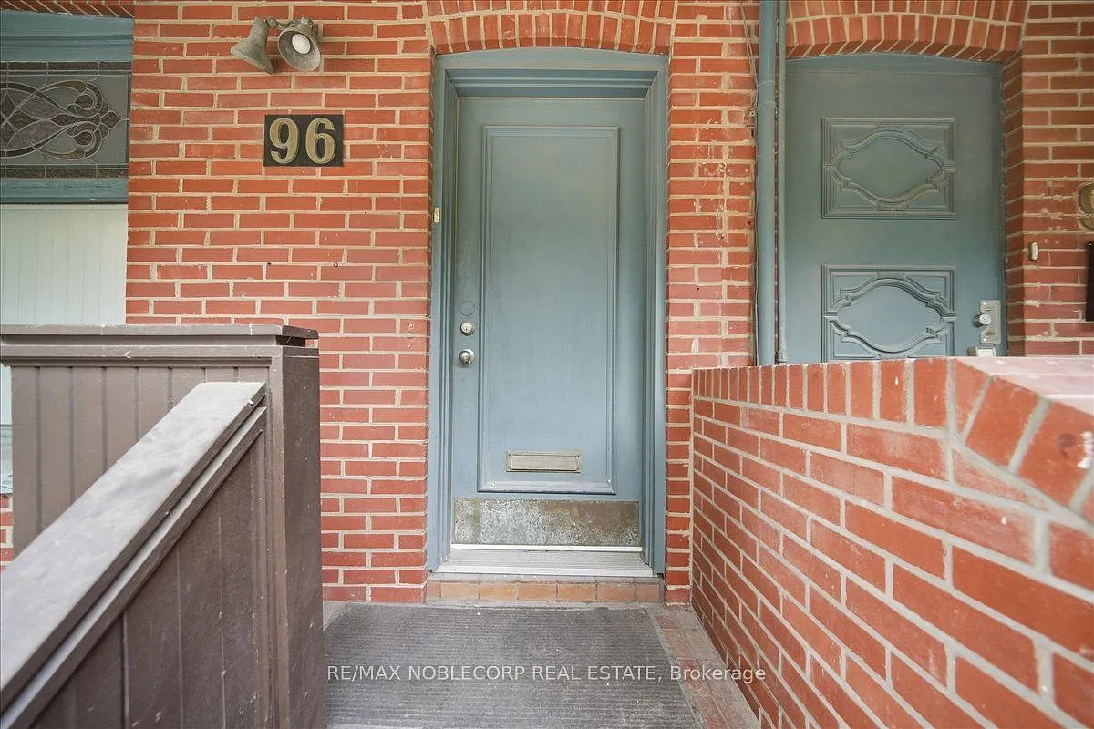 2 bed, $2,600 — Photo 4
