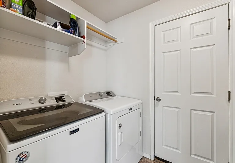 12398 W Tevoit St — Photo 16