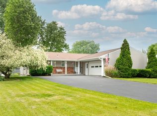 48 Archer Rd, Rochester, NY 14624