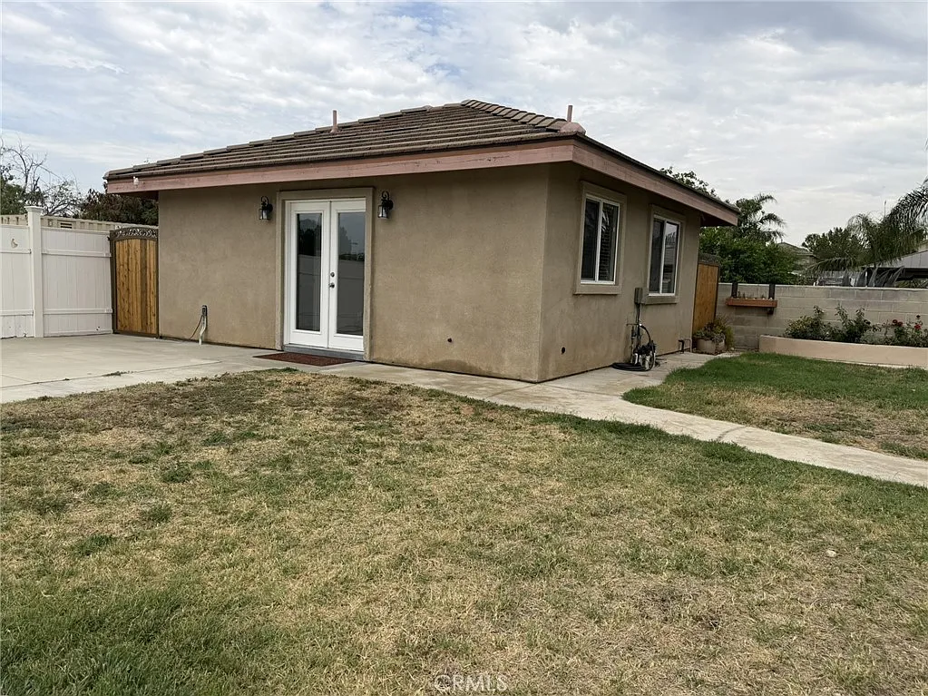 1 bed, 385 sqft, $1,500 — Photo 4