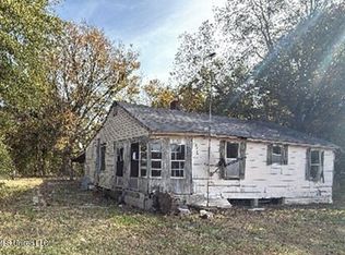 3977 Richland Rd, Silver City, MS 39166