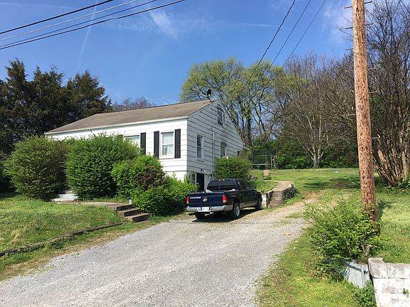2nd image of 315 Kensi Dr