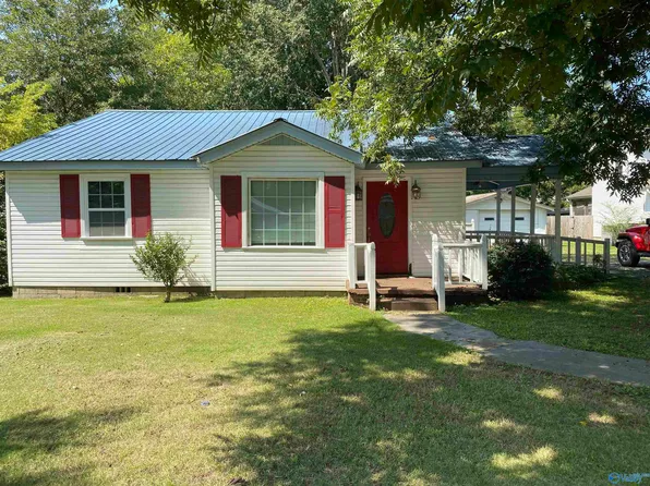422 S Houston St, Scottsboro, AL 35768