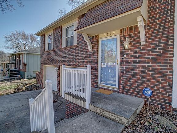 4th image of 2912 NW Milford Pl