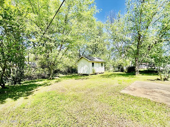 3rd image of 7847 Charleston Dr