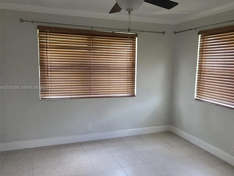 6118 Royal Palm Blvd — Photo 10