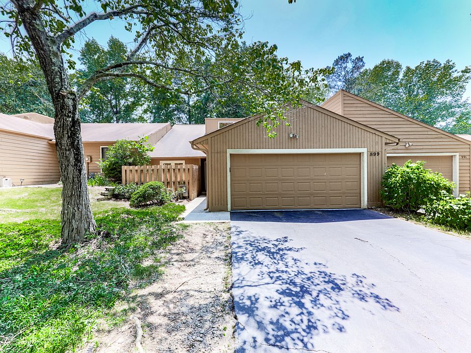 1st image of 899 Lake Hollow Blvd SW