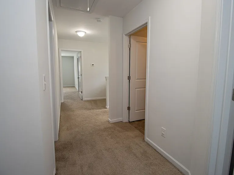 22 Routhland Ct — Photo 26