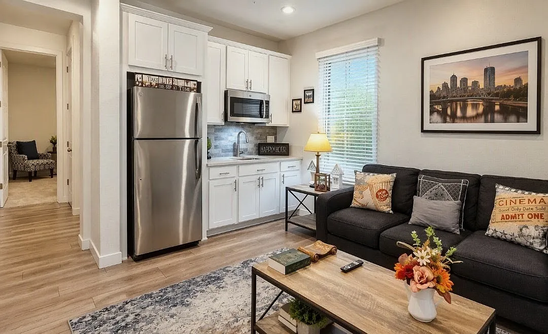 1 bed, 450 sqft, $1,850 — Photo 1