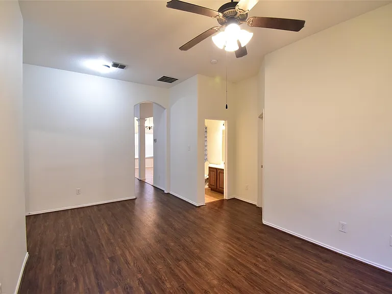 3005 Thicket Dr — Photo 16