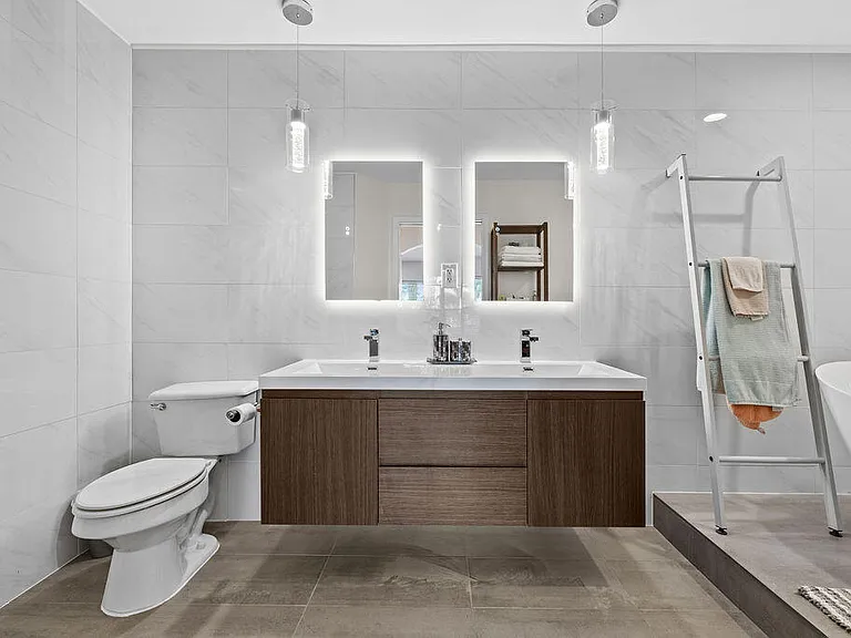 8050 Aberdeen Dr #202 — Photo 36