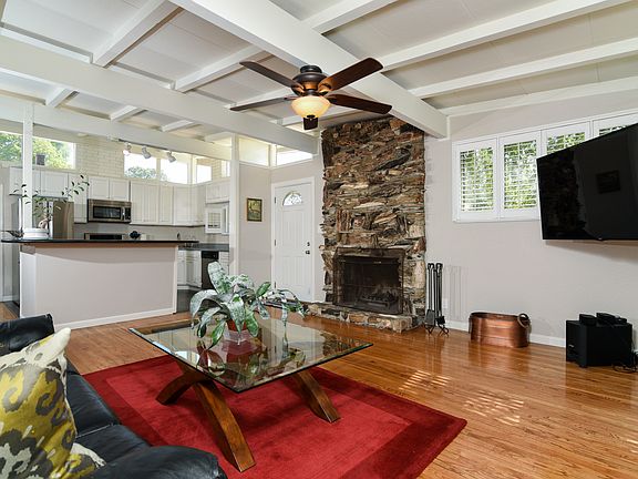 5th image of 4840 Hazelwood Ave
