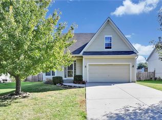 12545 S Parker Ter, Olathe, KS 66061