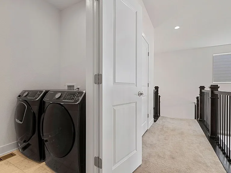 5015 Oakley Dr — Photo 11