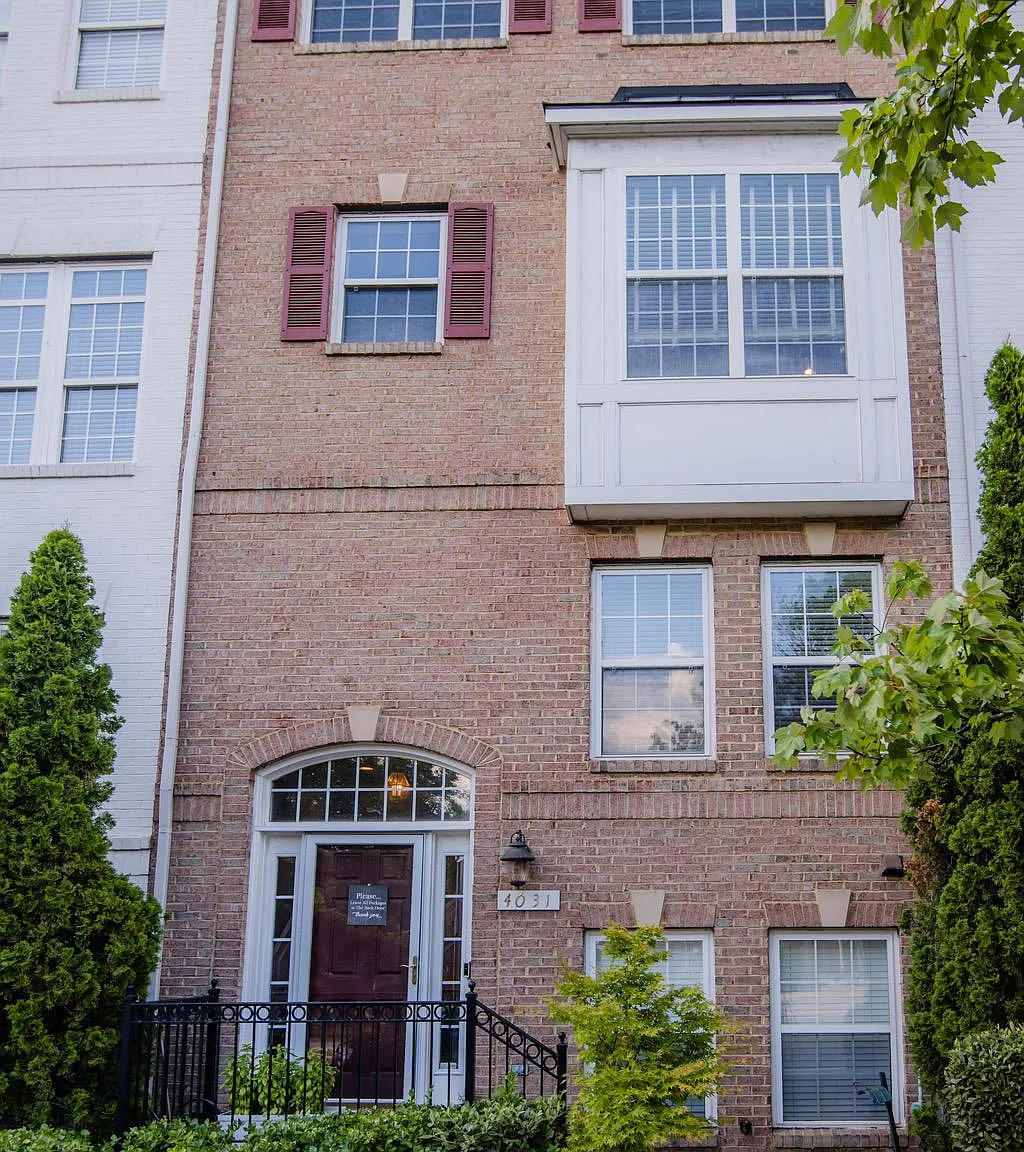 3 bed, 2.5 bath, 1902 sqft, $4,100 — Photo 4