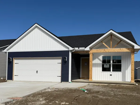 5029 Easton Dr, Oregon, OH 43616