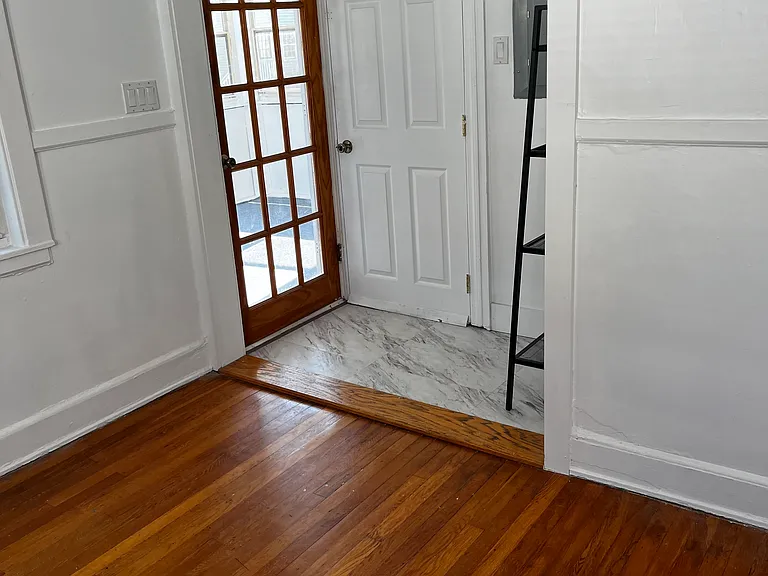 48 Lawn Ave — Photo 17