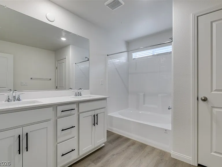 9133 Vesey Ave — Photo 41