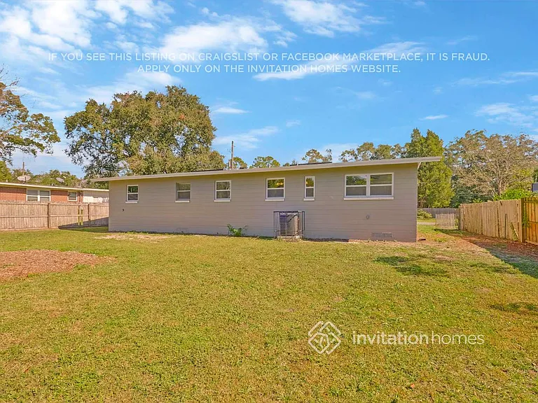 1144 Skye Dr E — Photo 23