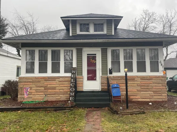 647 N 7th St, Niles, MI 49120