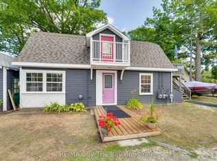 1067 Mosley St #1, Wasaga Beach, ON L9Z2G7