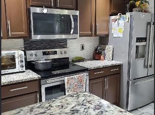132 Sparrow Dr APT B, Royal Palm Beach, FL 33411