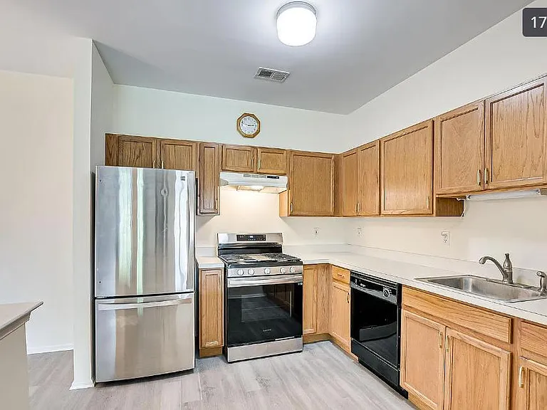 118 Frank Ct #118 — Photo 23