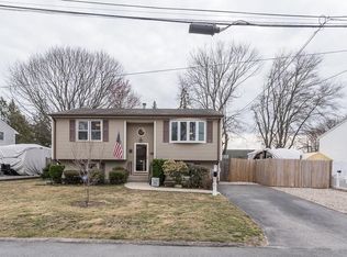 23 Woodrow Ave, Cranston, RI 02920