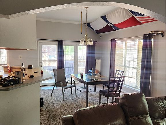 2nd image of 1300 Bayou Woods Dr