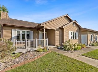 204 Hillside Ter, Poynette, WI 53955