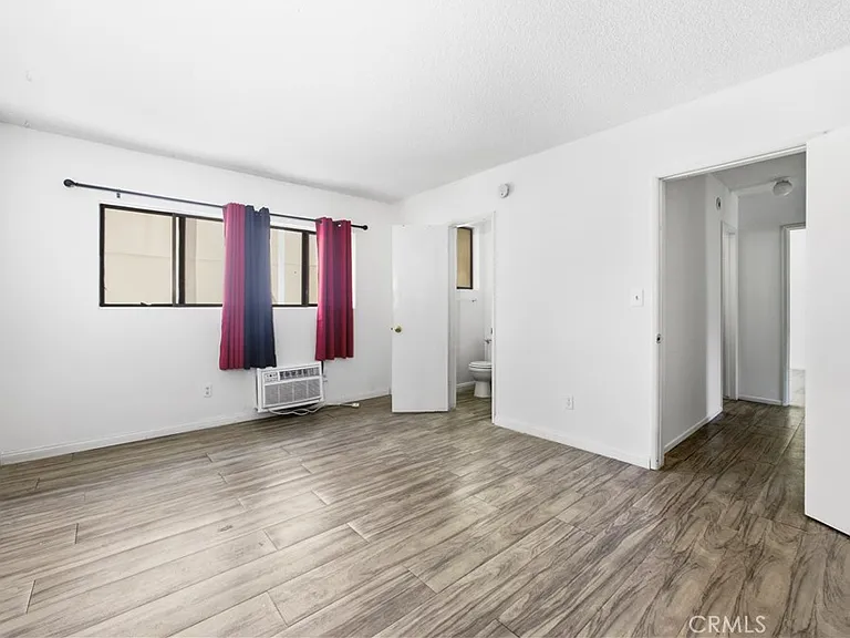 5168 Yarmouth Ave #26 — Photo 10