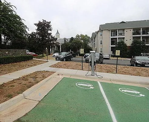 1601 Spring Gate Dr — Photo 25