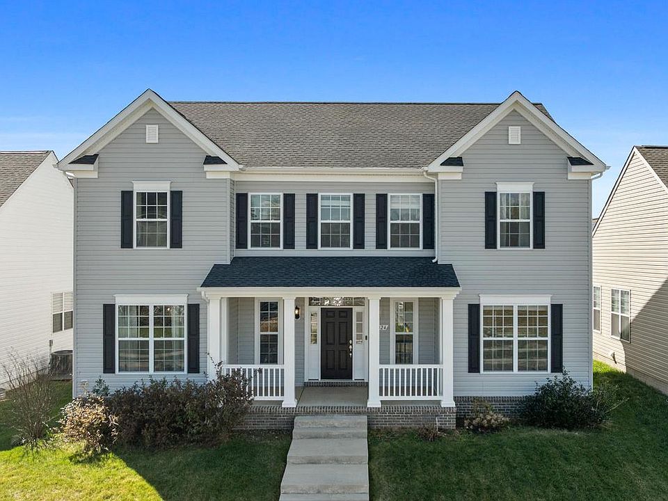 1st image of 23324 Lindsay Dr