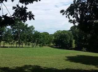 7997 Old Pinewood Rd, Bon Aqua, TN 37025