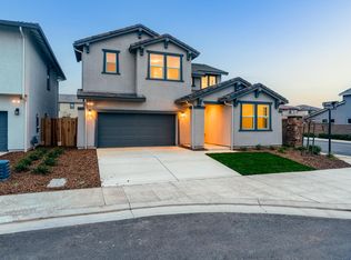 352 Huckleberry Rd S, Madera, CA 93636