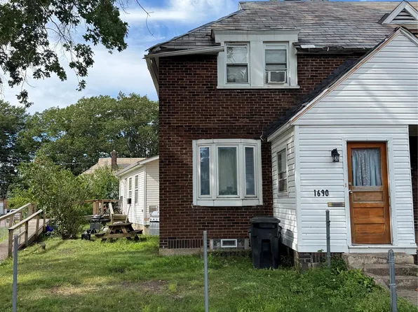 1690 W 15th St, Erie, PA 16505