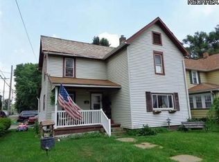 121 4th St NE, Strasburg, OH