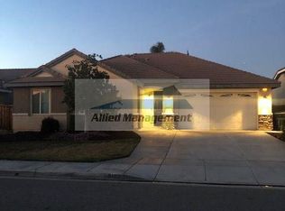 3122 W Penny Ln, Rialto, CA 92376
