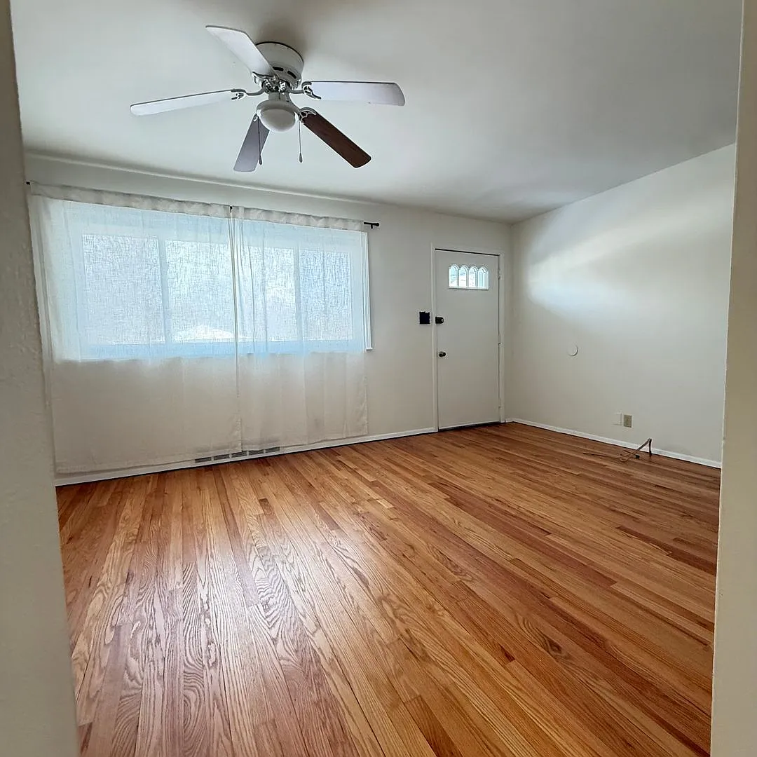 Building Photo - 470 Hundley Dr
