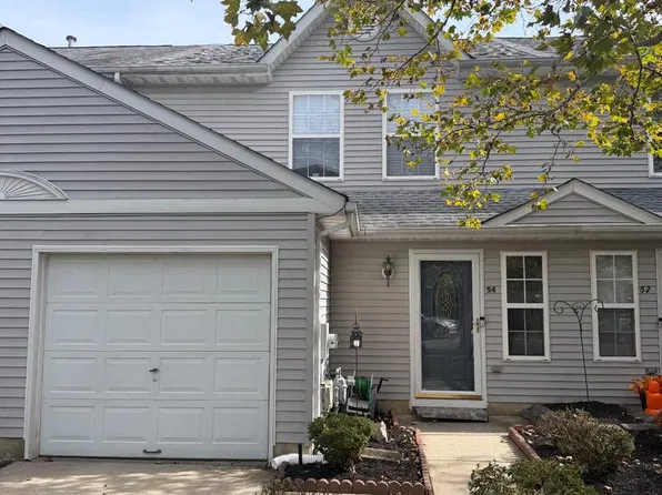 54 Highmeadows Dr, Sicklerville, NJ 08081